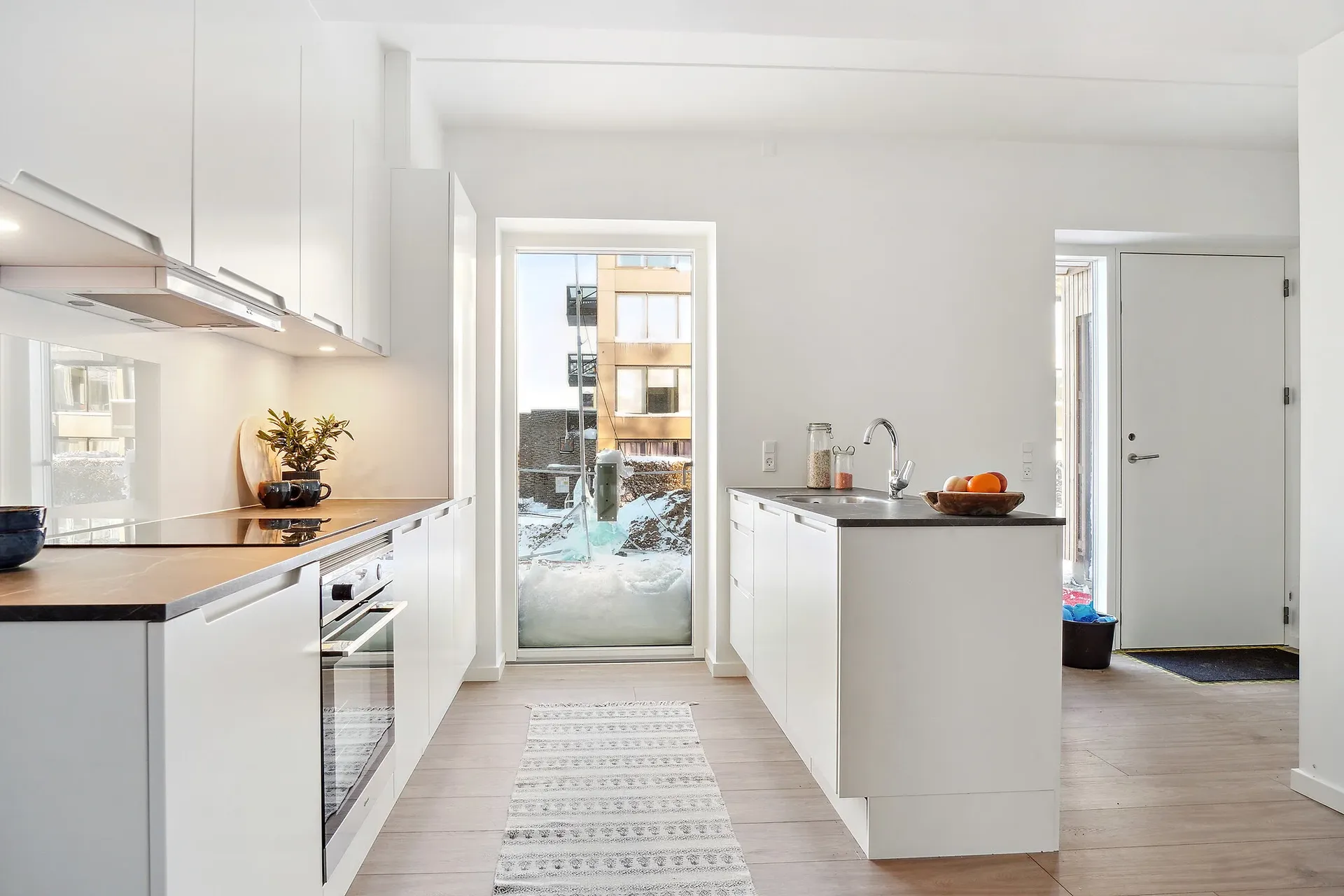 Rummeligt nybygget rækkehus i Viby J - Foto 1