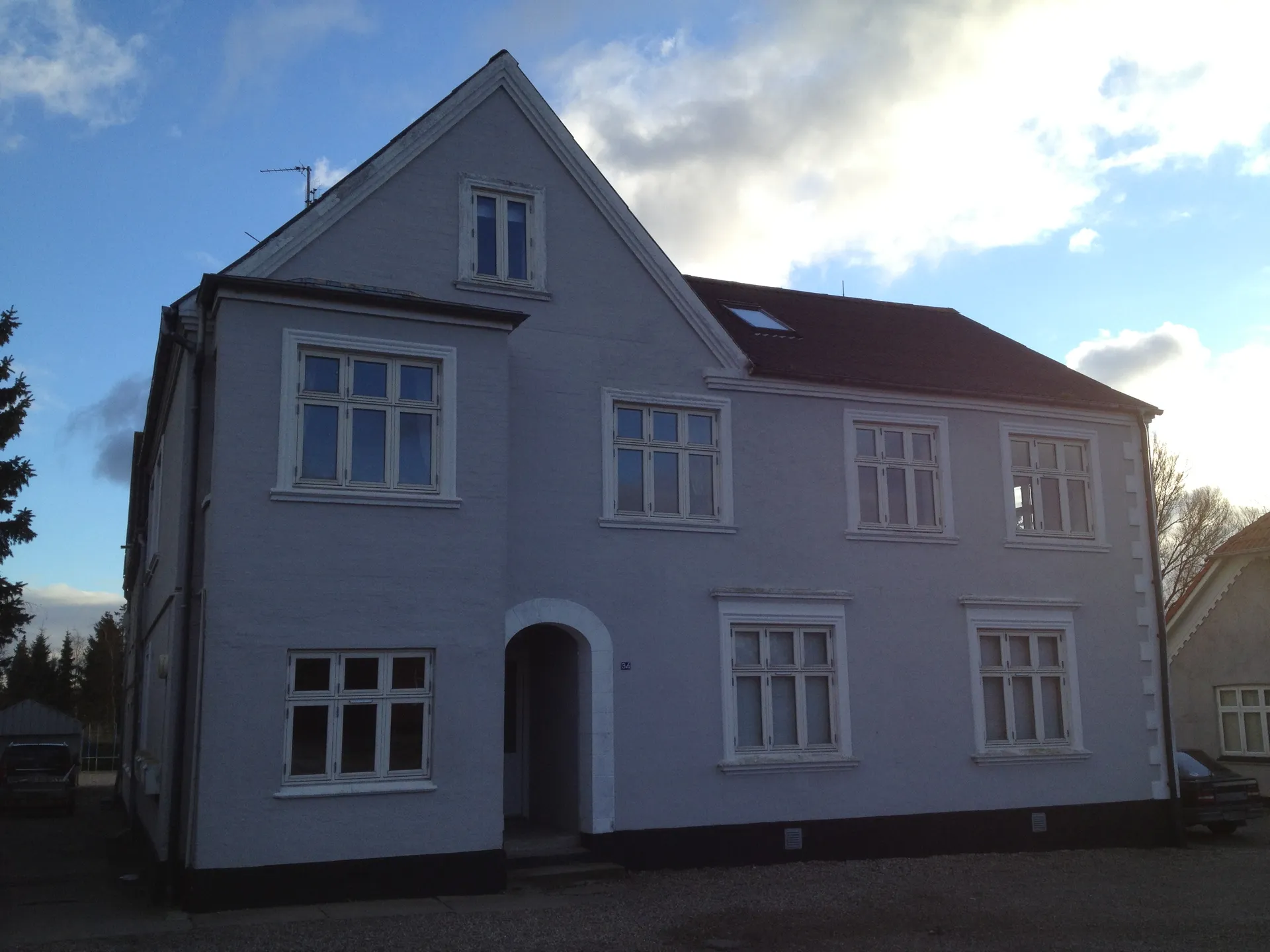 Lys 3-værelseslejlighed med moderne køkken i centrale Assens - Foto 1