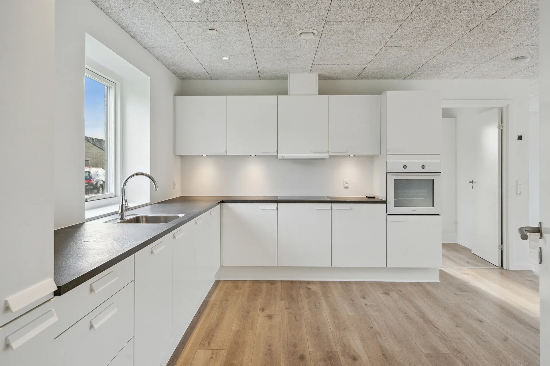 Moderne 3-værelses rækkehus med privat terrasse i Ikast - Foto 3