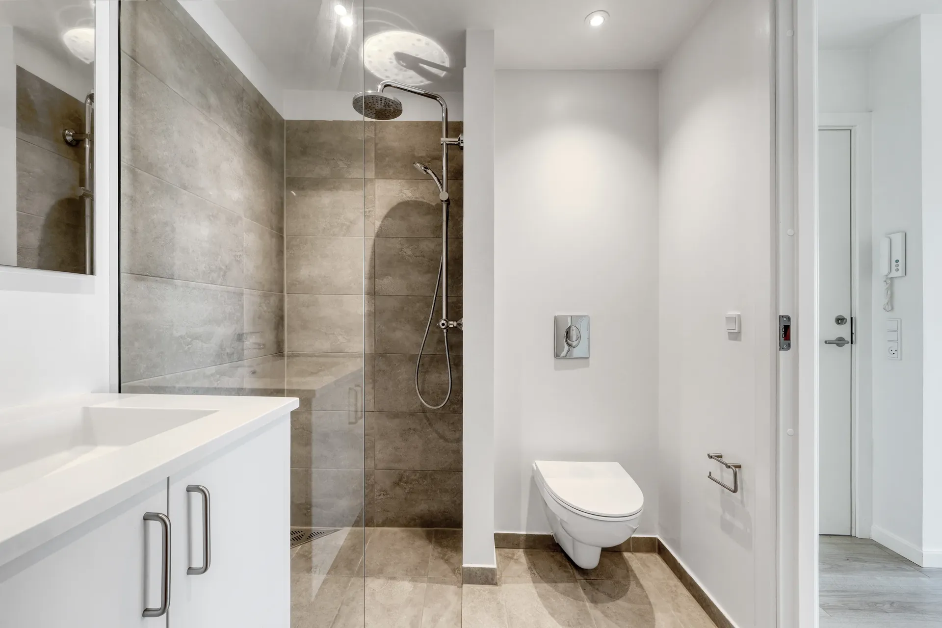 Charmerende 2-værelses lejlighed med privat altan i historiske Seminariehaven - Foto 3