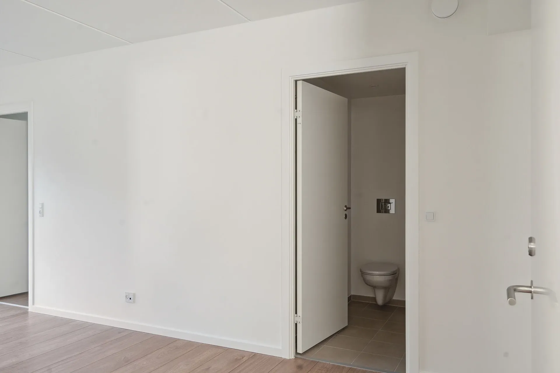 Moderne 2-værelseslejlighed med altan i Tilst - Foto 3