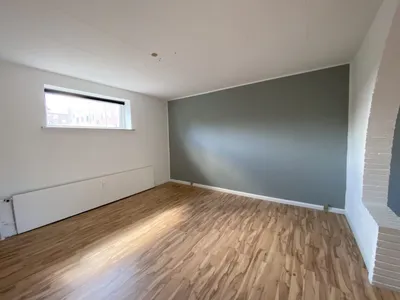 Stor 2-værelses lejlighed i Vestbyen med havneudsigt